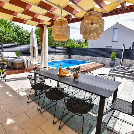 Teuta Zadarvillas Willa Zadar